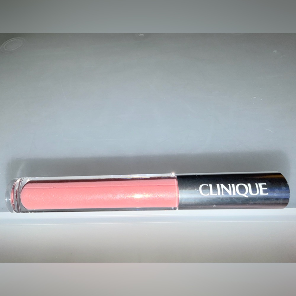 Clinique Pop Plush Creamy Lip Gloss - Brulee Pop - Picture 2 of 4